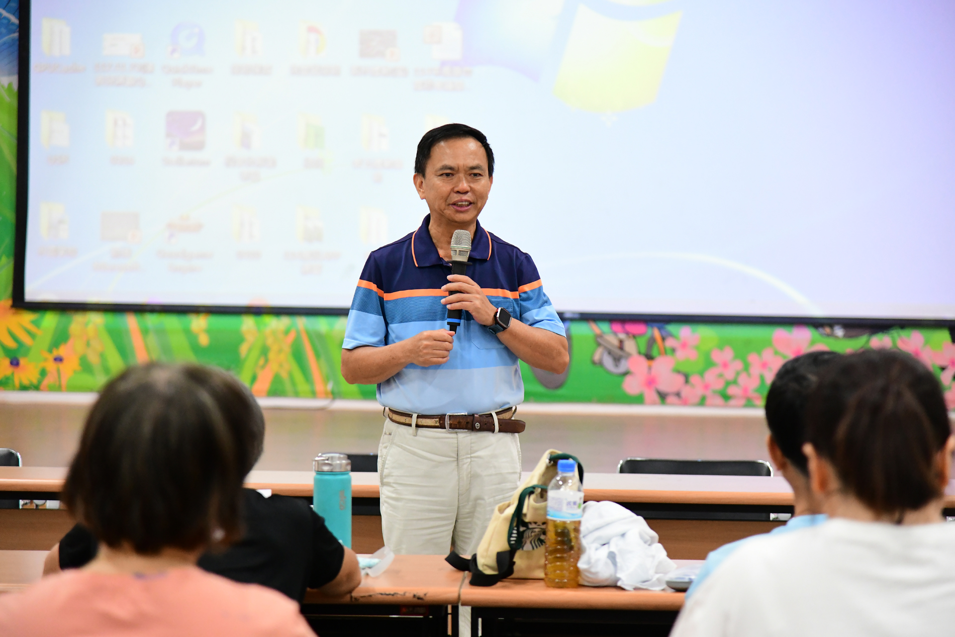 TTDARES Brings Plant-based Happiness to Rural Villages with Mounted Fern and Aseptic Plant Culture Bottle DIY Class